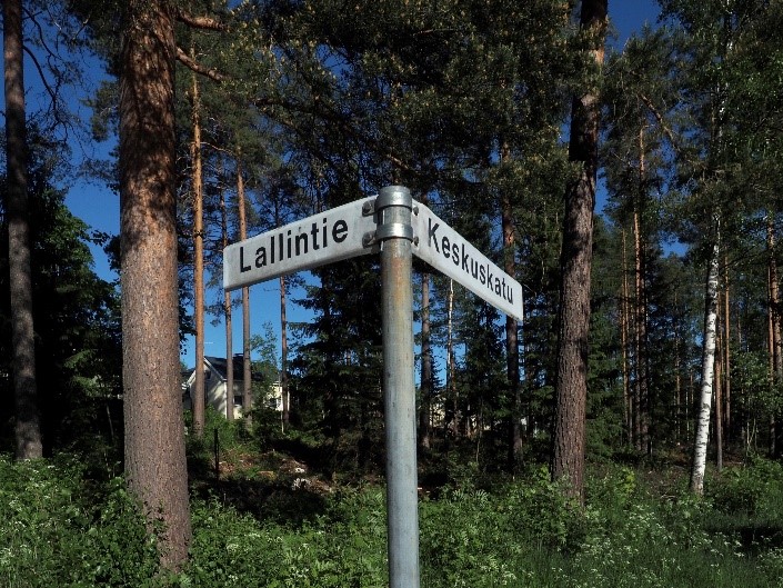 Sign to the Art Forest
