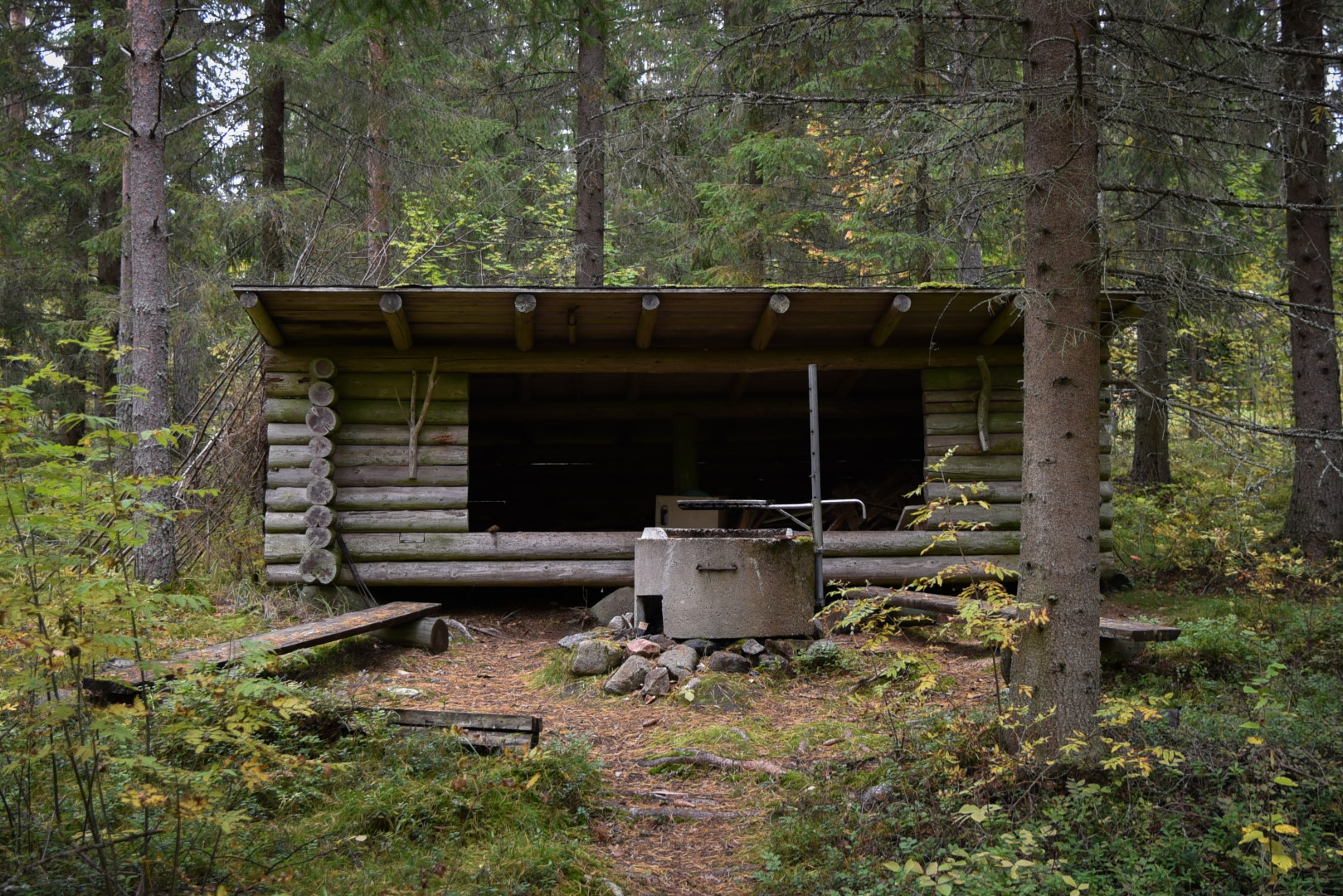 Lean-to shelter.